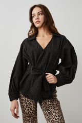 EILEEN TOP - BLACK SEERSUCKER| Rails outlet