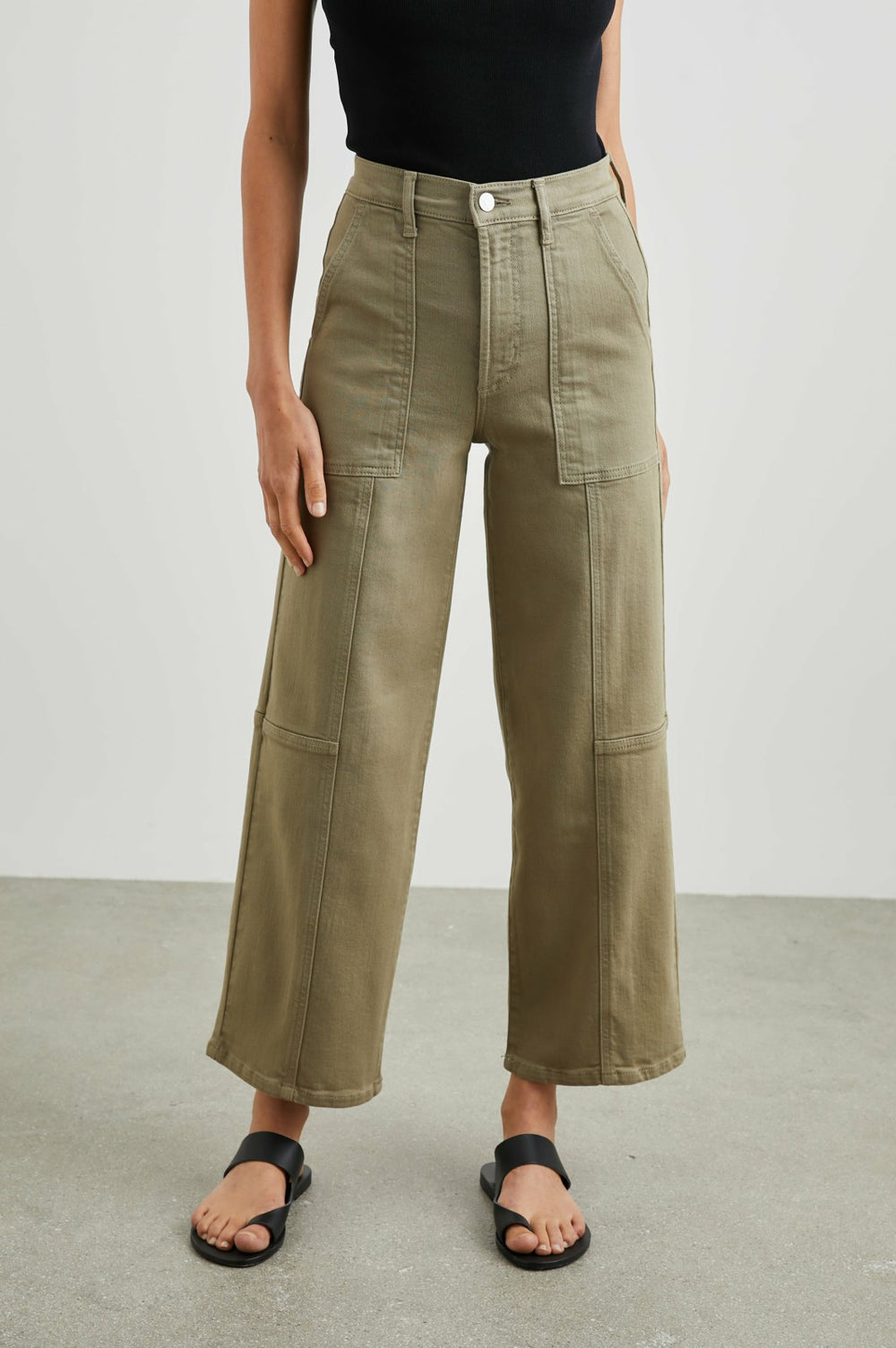GETTY CROP UTILITY WIDE LEG - WASHED OLIVE| Rails outlet