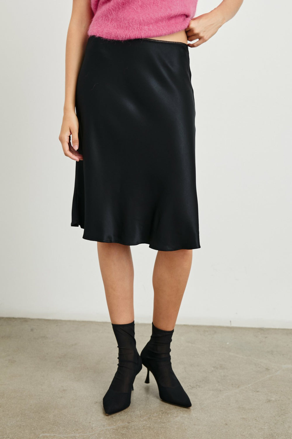 JOLENE SKIRT - BLACK| Rails on sale