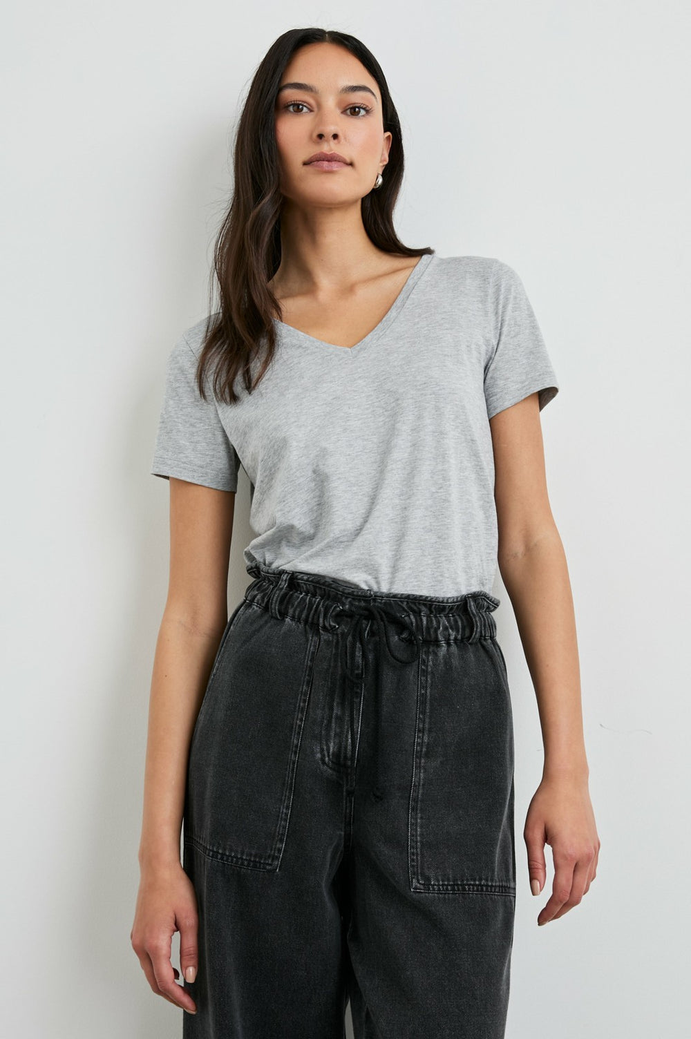 CLASSIC V NECK T-SHIRT - HEATHER GREY| Rails discount