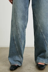 GETTY TWIST SEAM WIDE LEG - DESERT SKY| Rails online