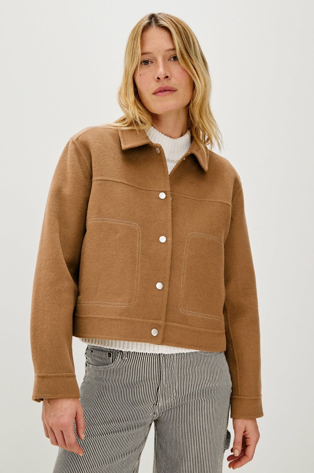 MOUNTAIN JACKET - CAMEL| Rails near me