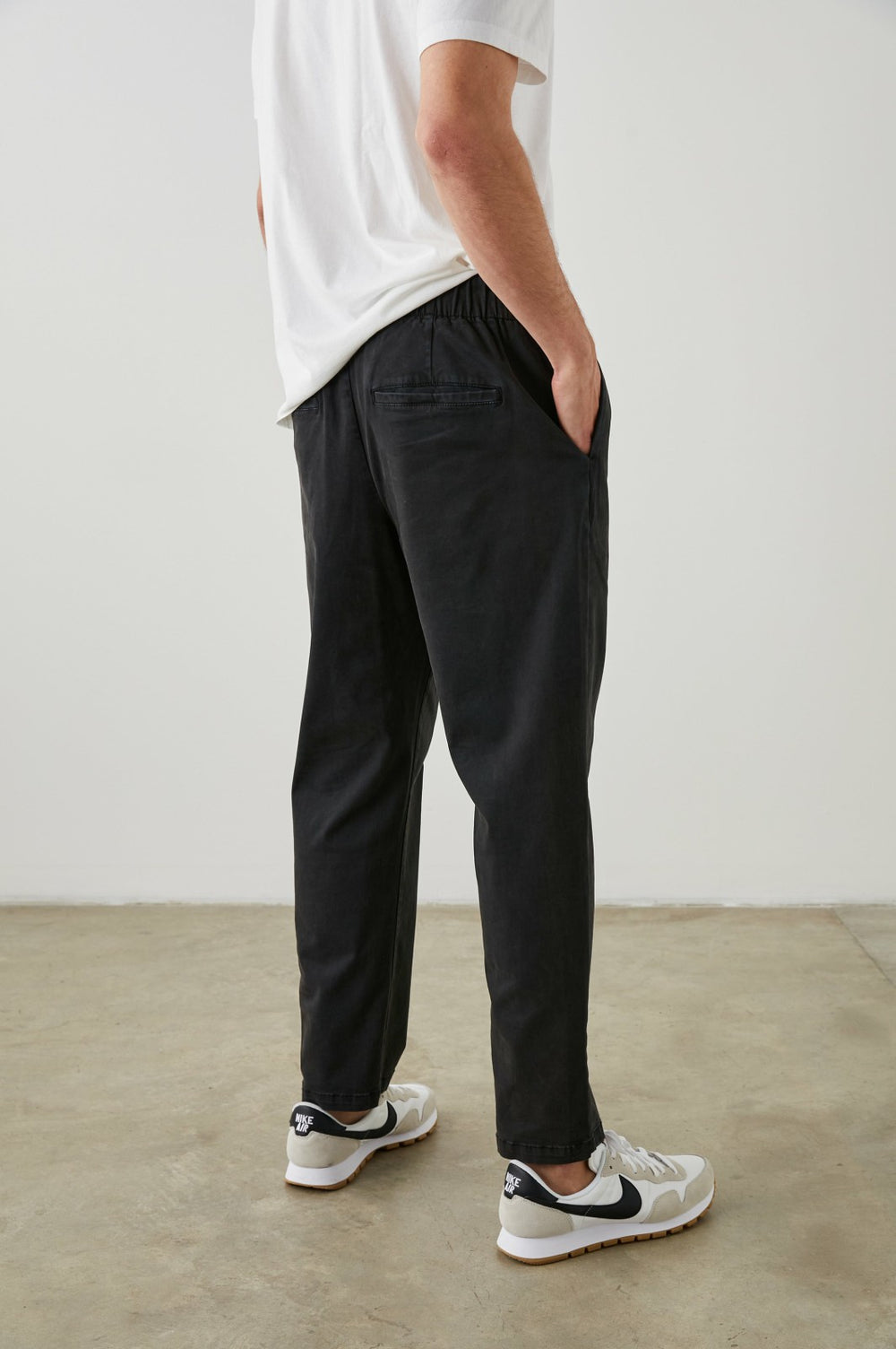 JULIAN PANT - WASHED BLACK| Rails near me