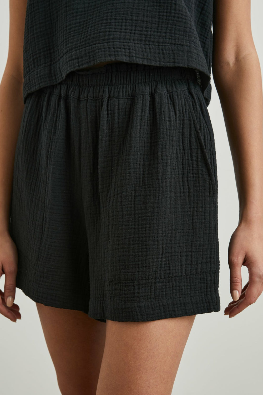 LEIGHTON SHORT - BLACK| Rails discount