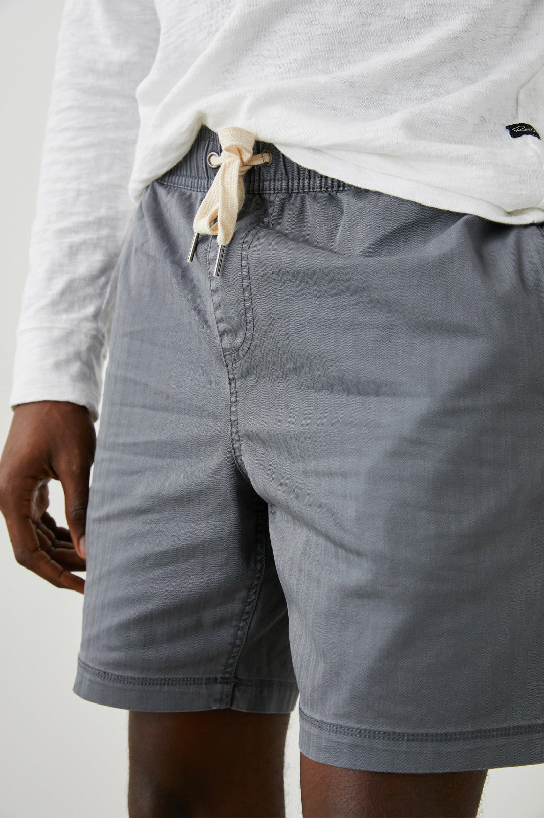CRUZ SHORT - CHARCOAL| Rails on sale
