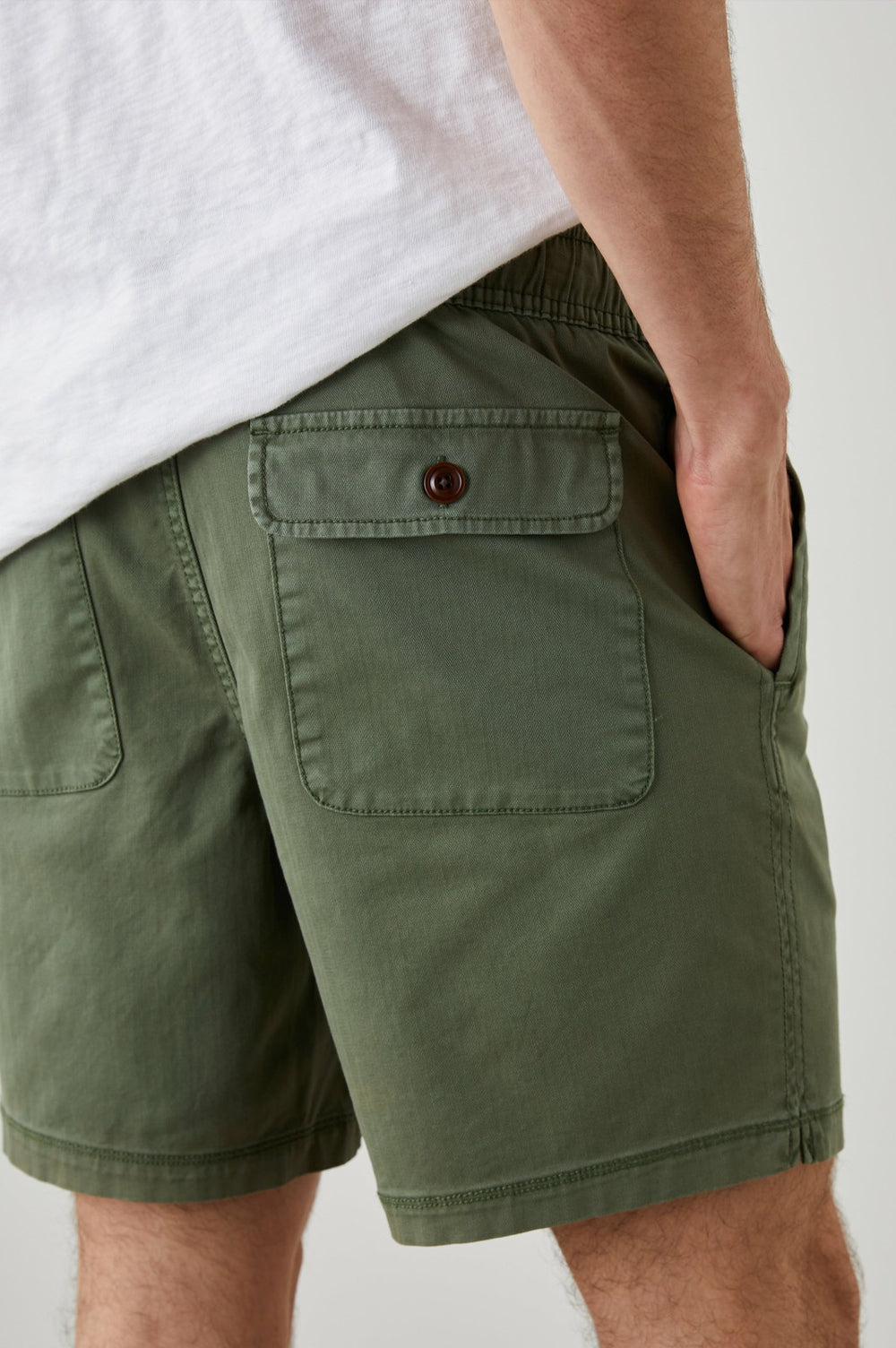 CRUZ SHORT - SPRING OLIVE| Rails near me
