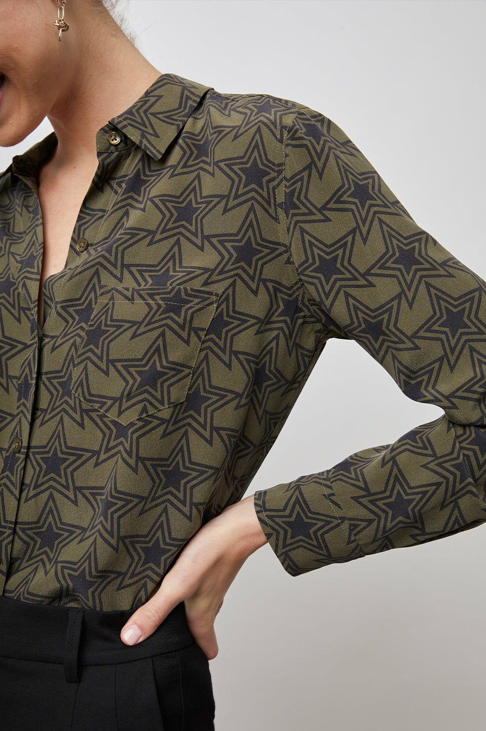 KATE SHIRT - OLIVE STARGAZE| Rails on sale