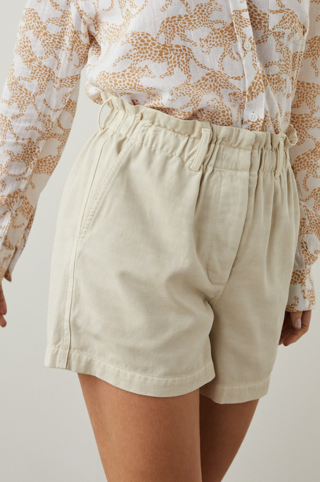 MONTE SHORT - STONE| Rails discount
