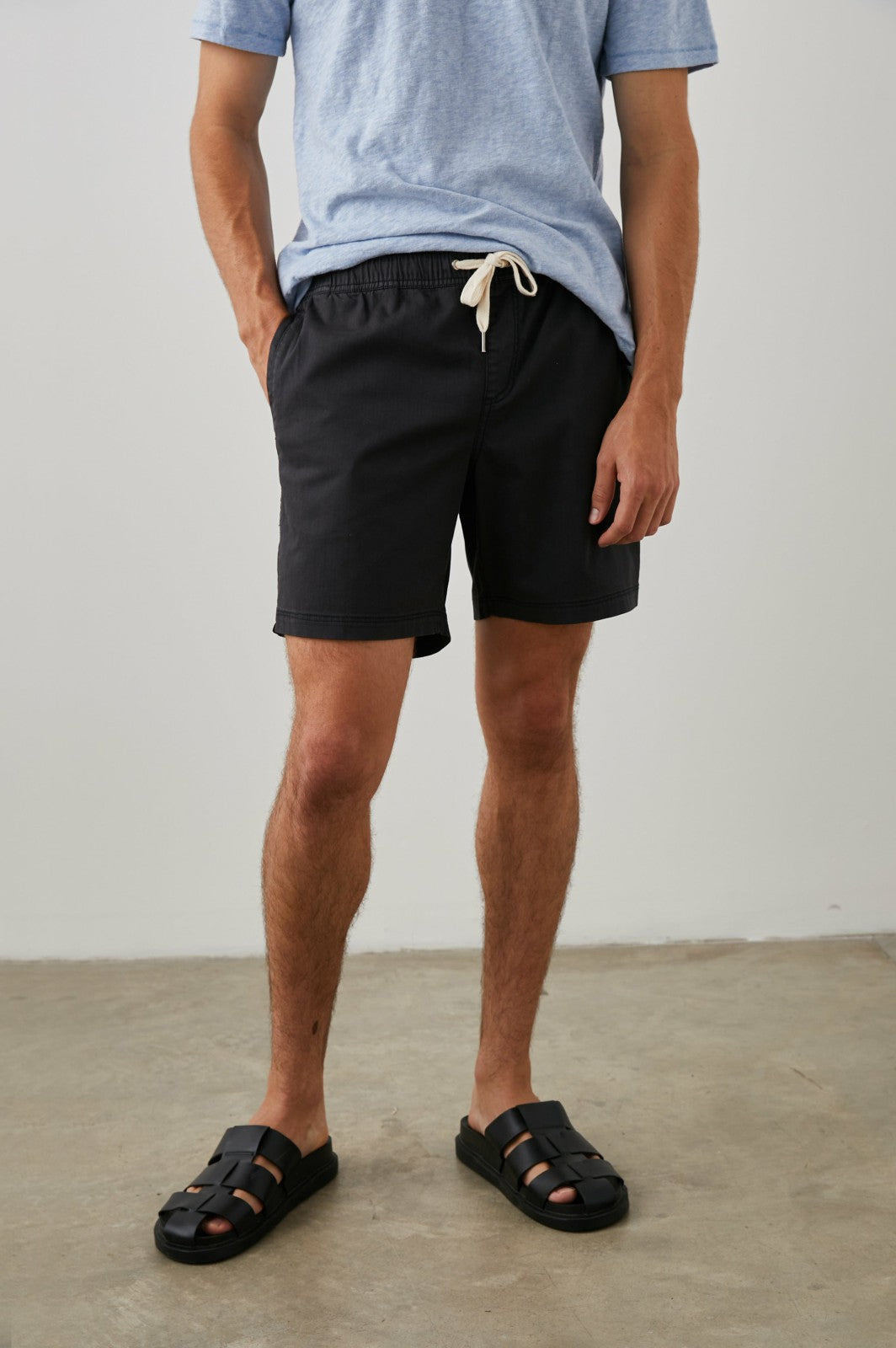 CRUZ SHORT - WASHED BLACK| Rails discount