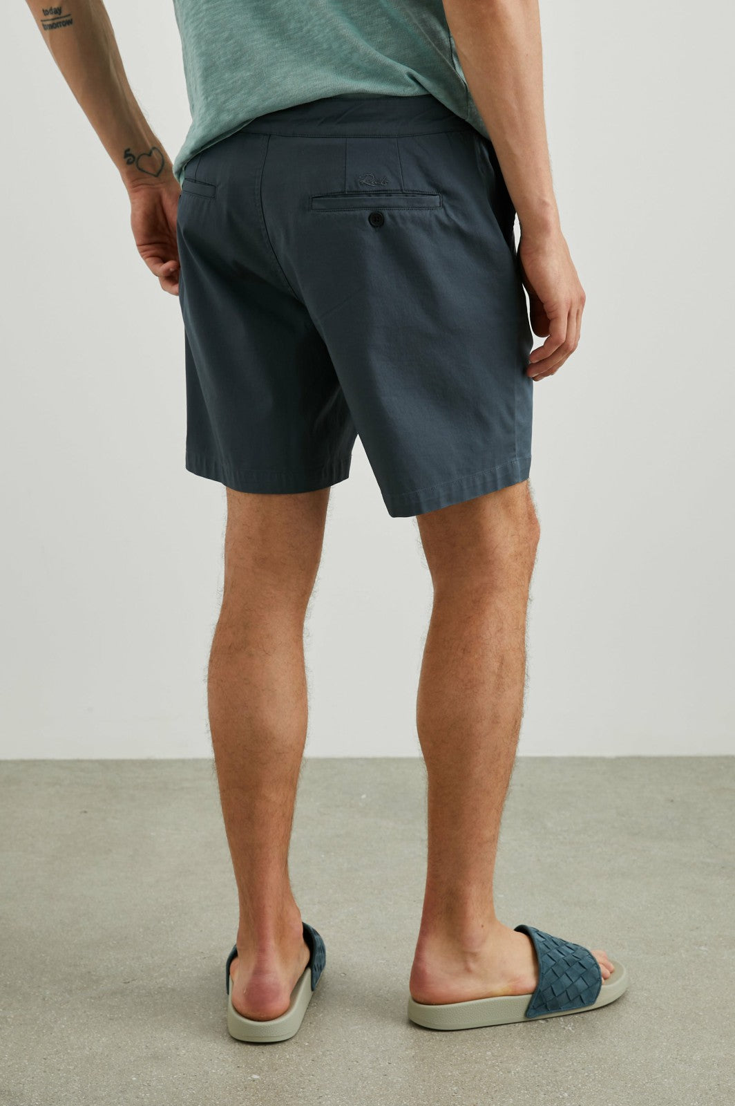 LAGUNA SHORT - SLATE GREY| Rails online