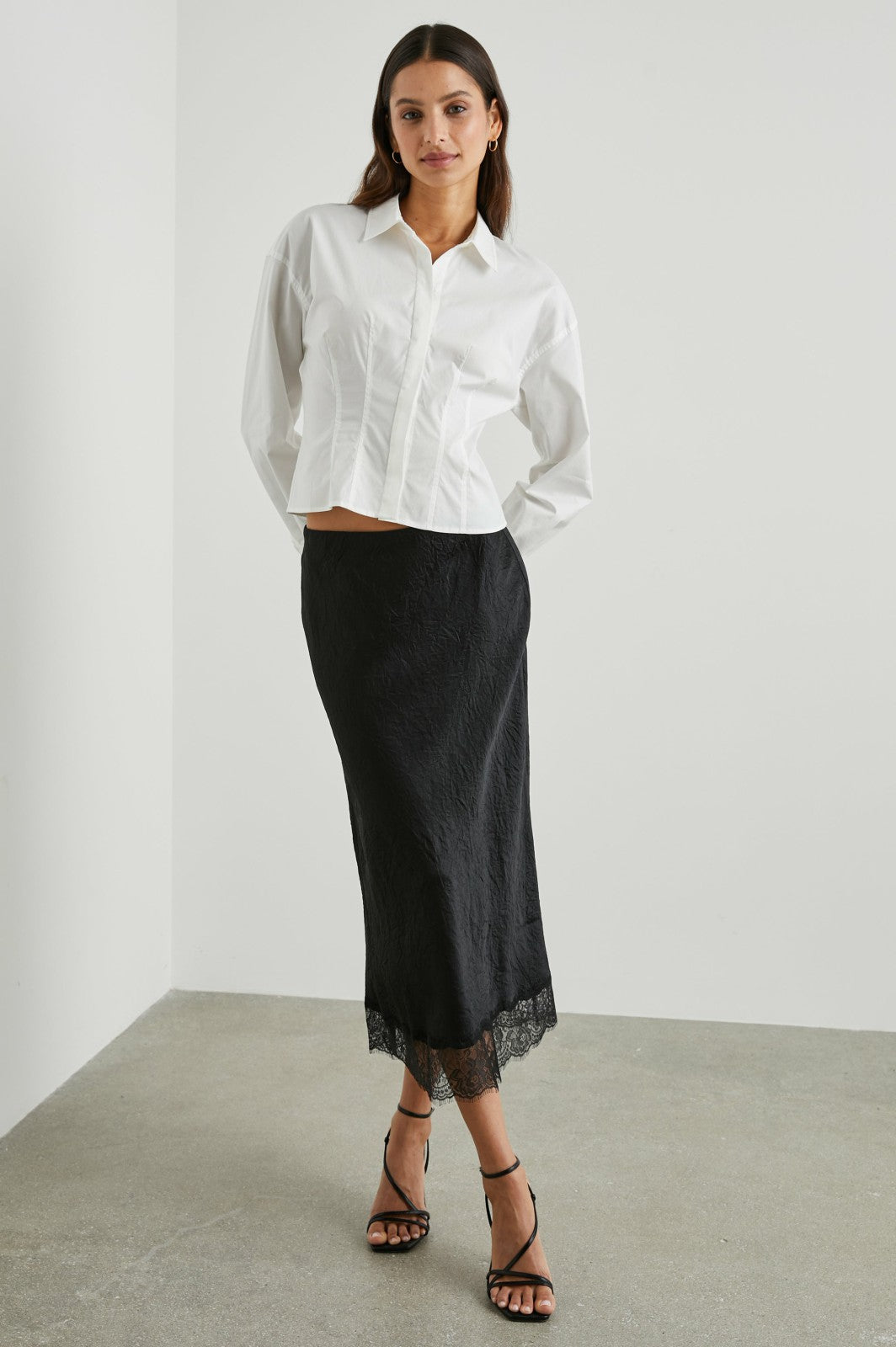 EBONY SKIRT - BLACK| Rails near me