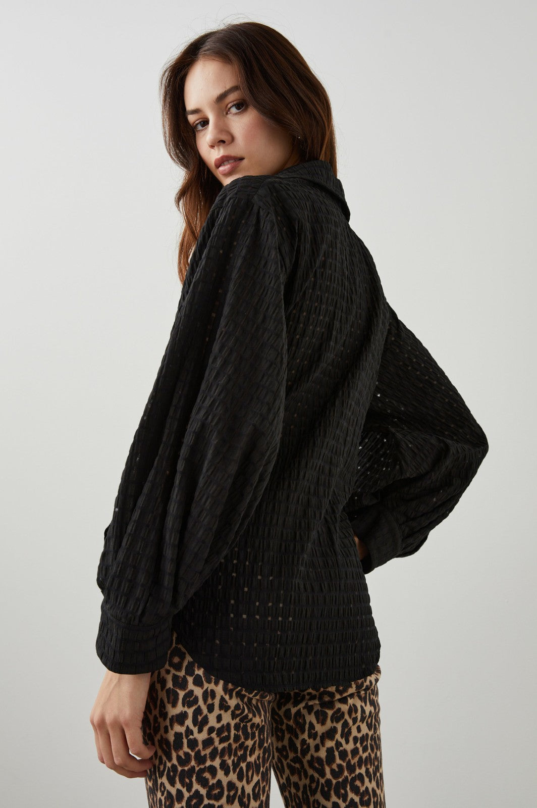 EILEEN TOP - BLACK SEERSUCKER| Rails outlet