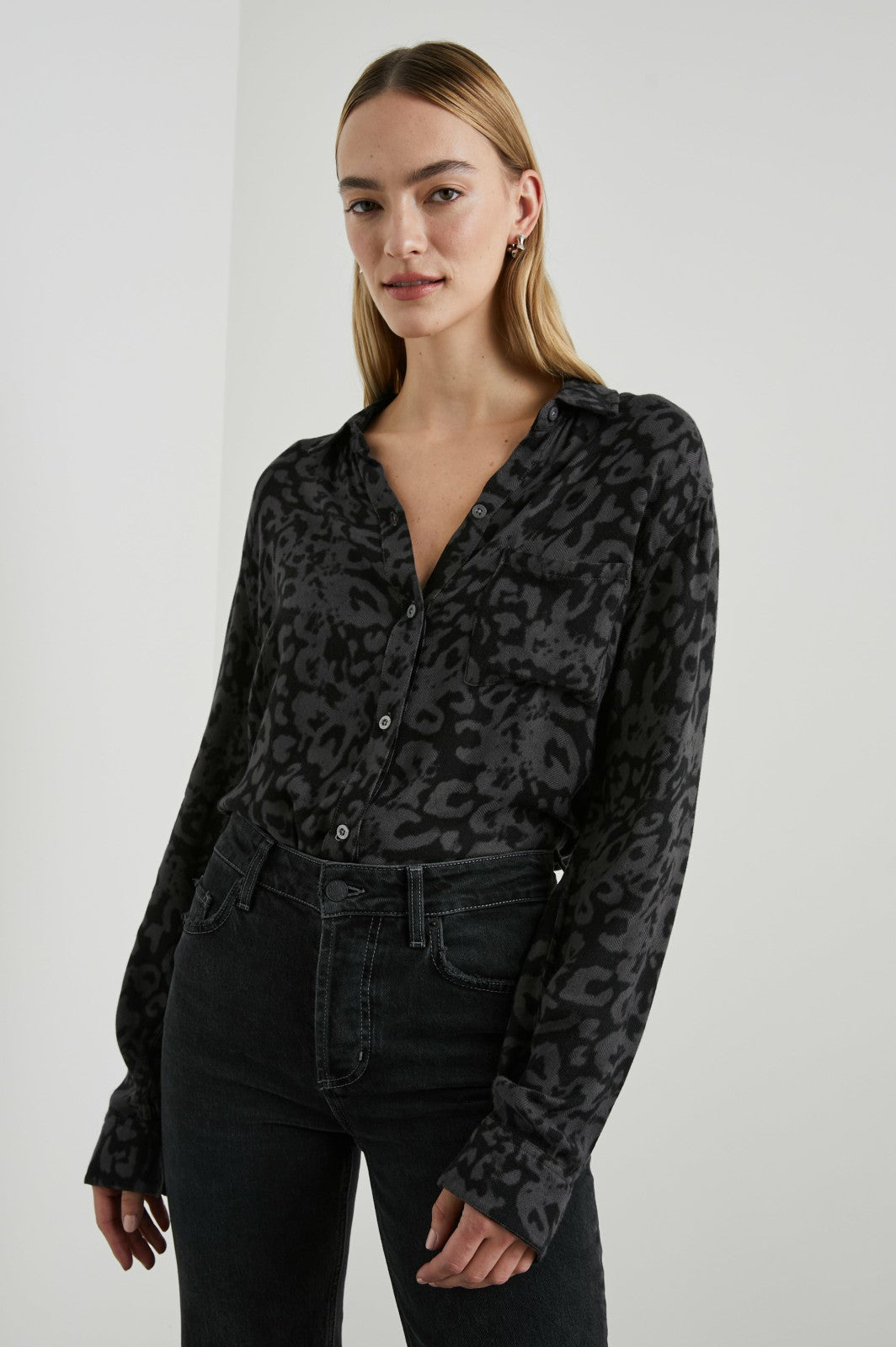 HUNTER SHIRT - DIFFUSED CHARCOAL 
CHEETAH| Rails discount