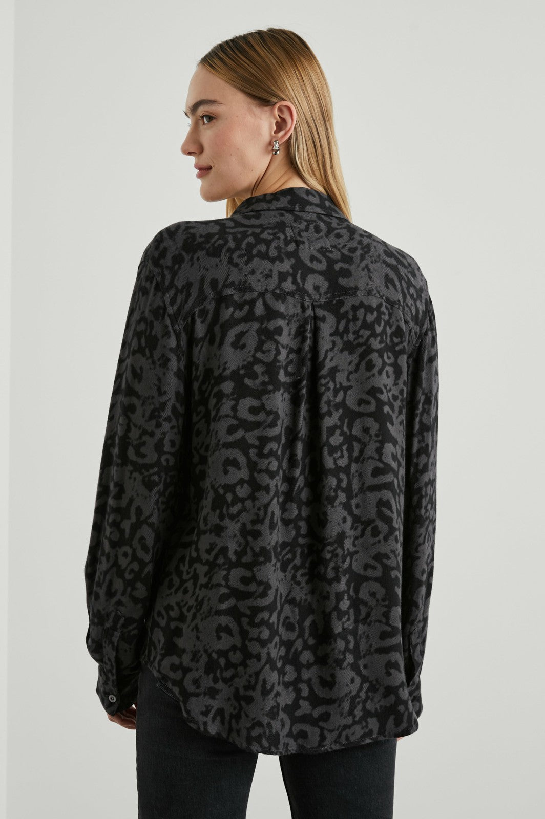 HUNTER SHIRT - DIFFUSED CHARCOAL 
CHEETAH| Rails discount