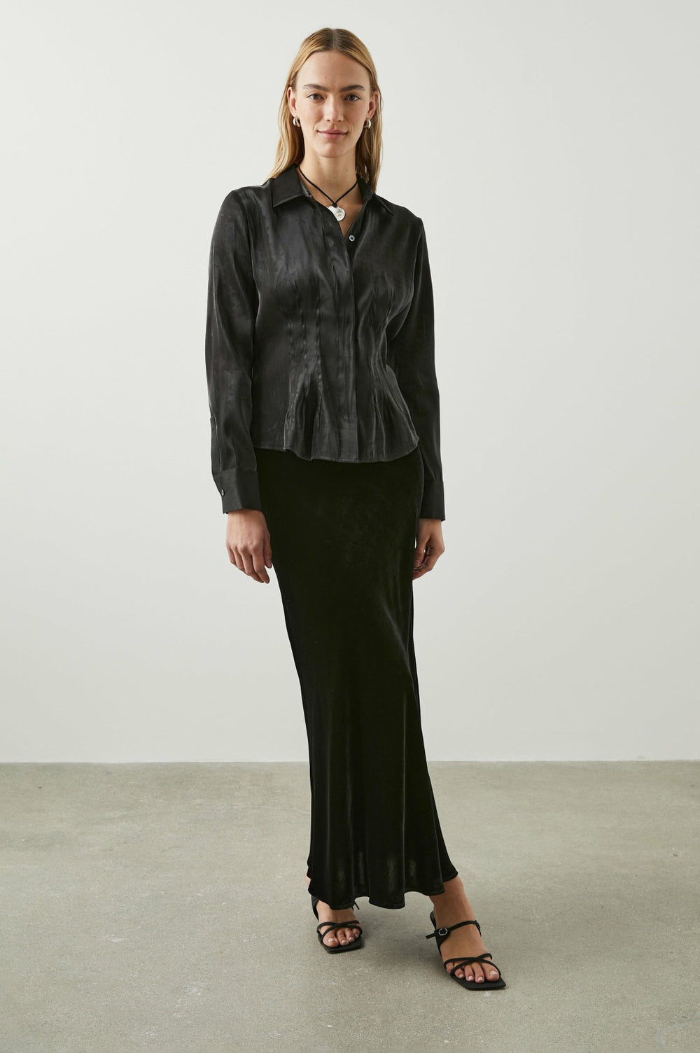 LORENA TOP - ONYX| Rails near me