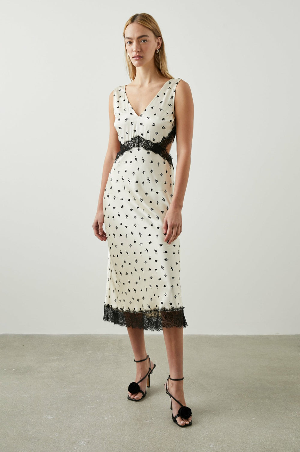 PANDORA DRESS - CHAMPAGNE FLORAL| Rails online
