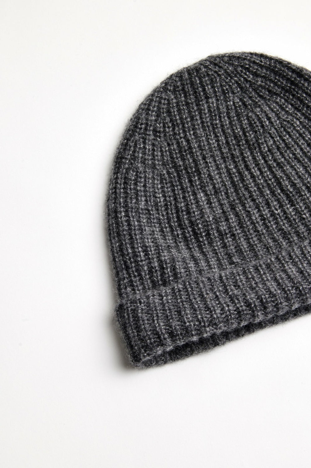 AUTUMN CASHMERE SILK KNIT HAT - THUNDER| Rails near me