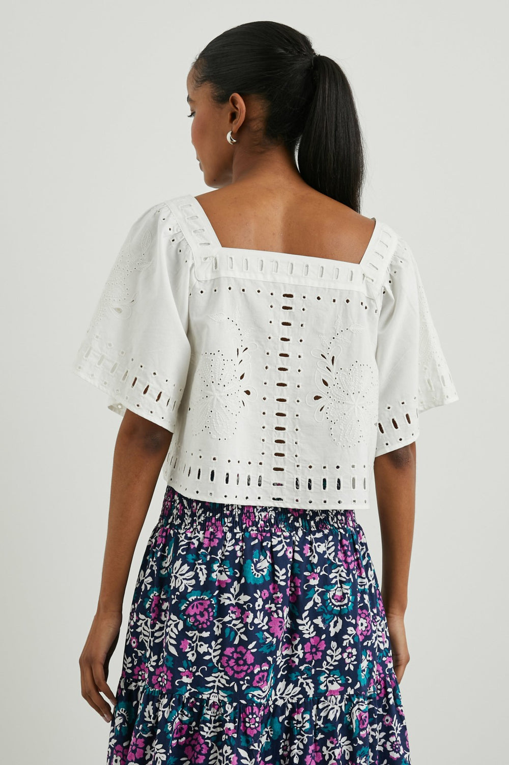 LAINE TOP - White| Rails near me