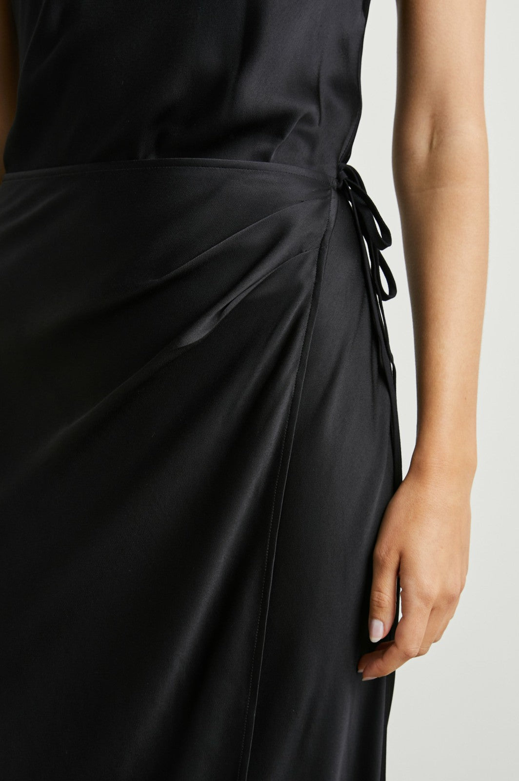 NAVI DRESS - BLACK| Rails discount