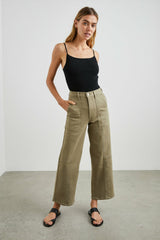 GETTY CROP UTILITY WIDE LEG - WASHED OLIVE| Rails outlet