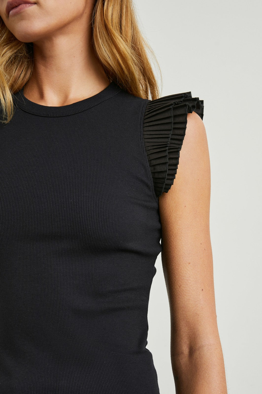ASHA TOP - BLACK| Rails US
