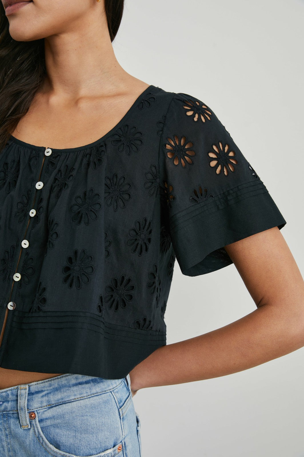 BAMBINA TOP - BLACK| Rails near me