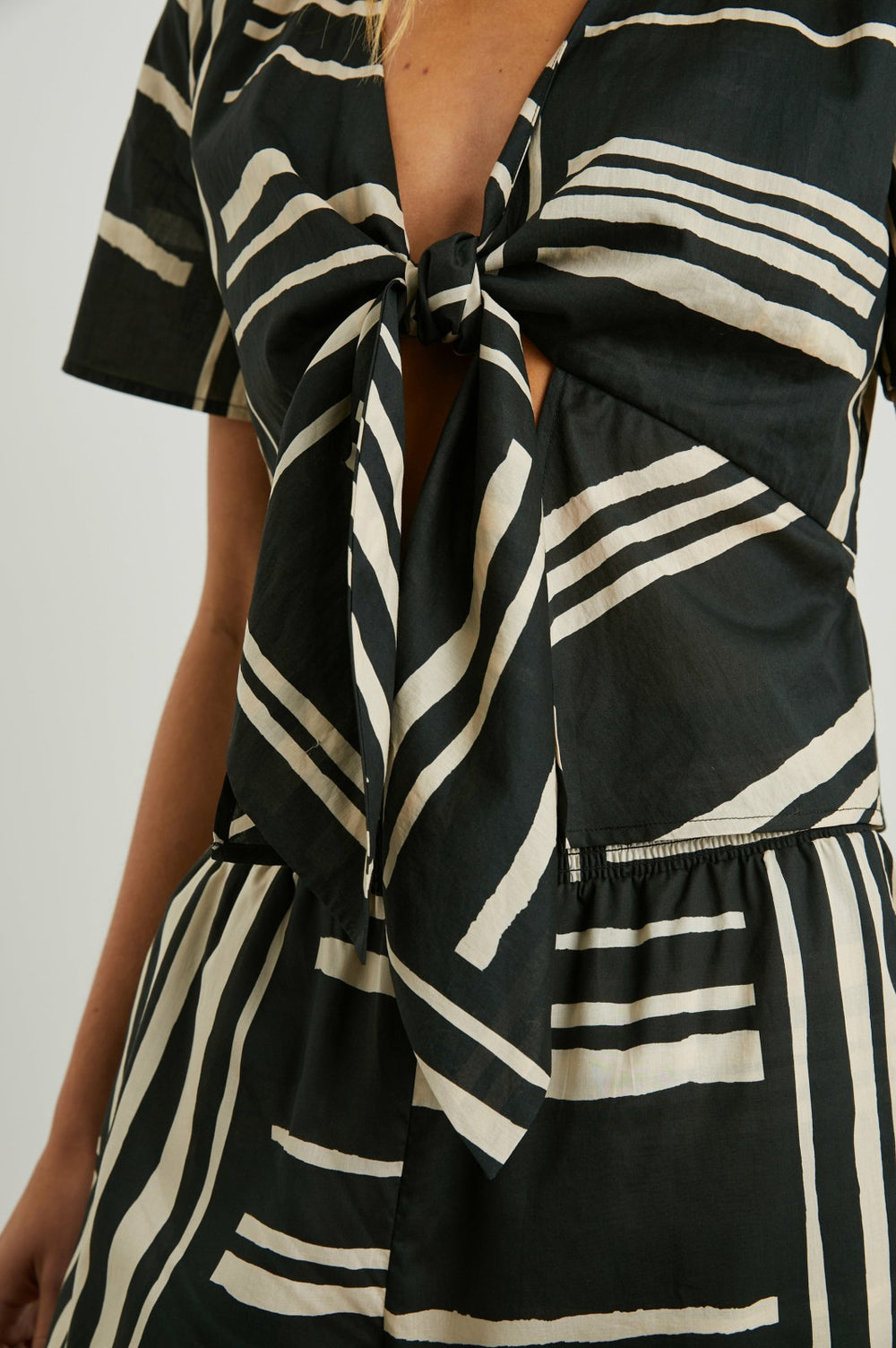 TIA TOP - ISLAND STRIPE| Rails near me
