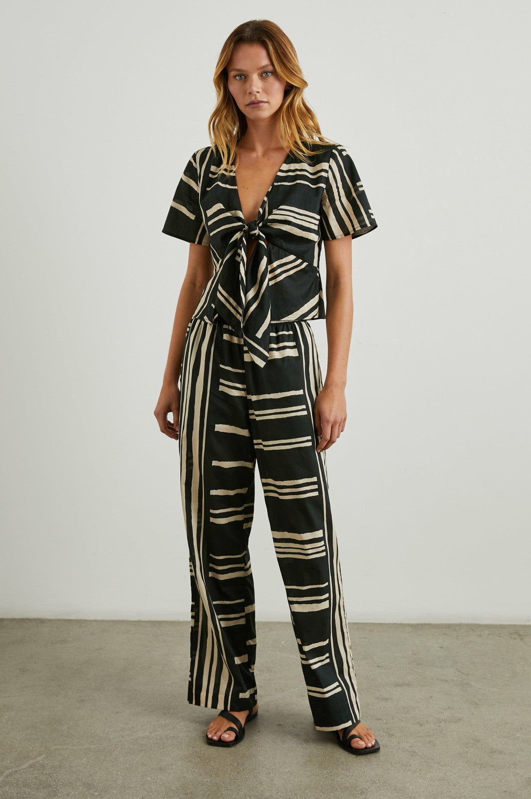TIA TOP - ISLAND STRIPE| Rails near me