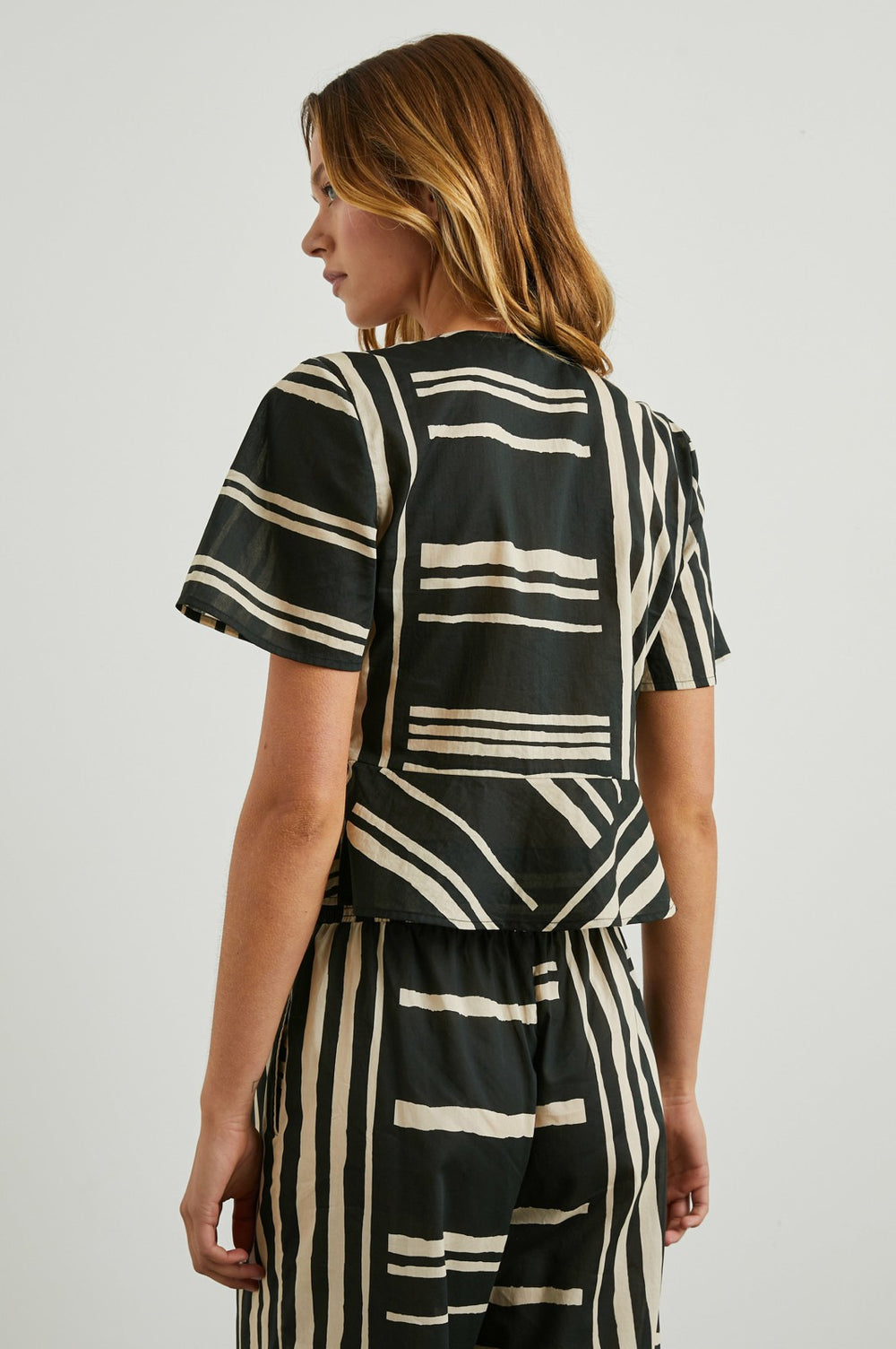 TIA TOP - ISLAND STRIPE| Rails near me