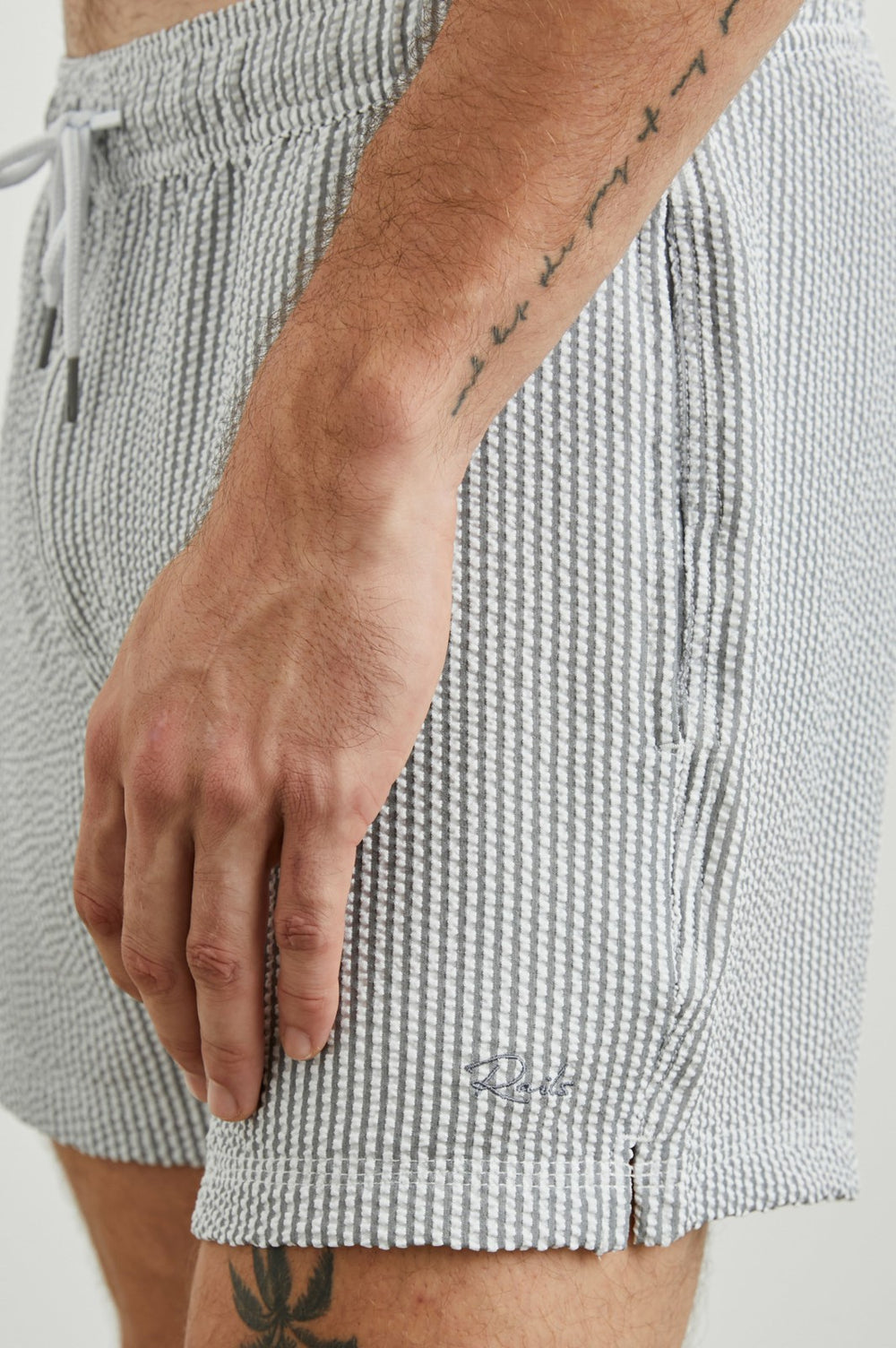 LA BREA SWIM SHORT - FADED SEERSUCKER| Rails outlet