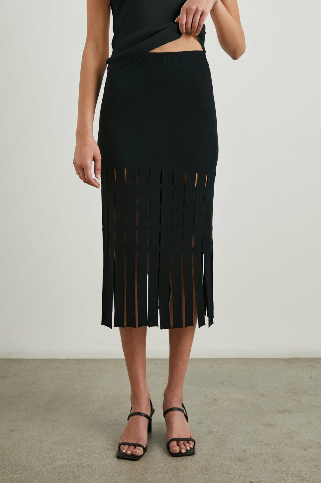 NOLA SKIRT - BLACK| Rails near me