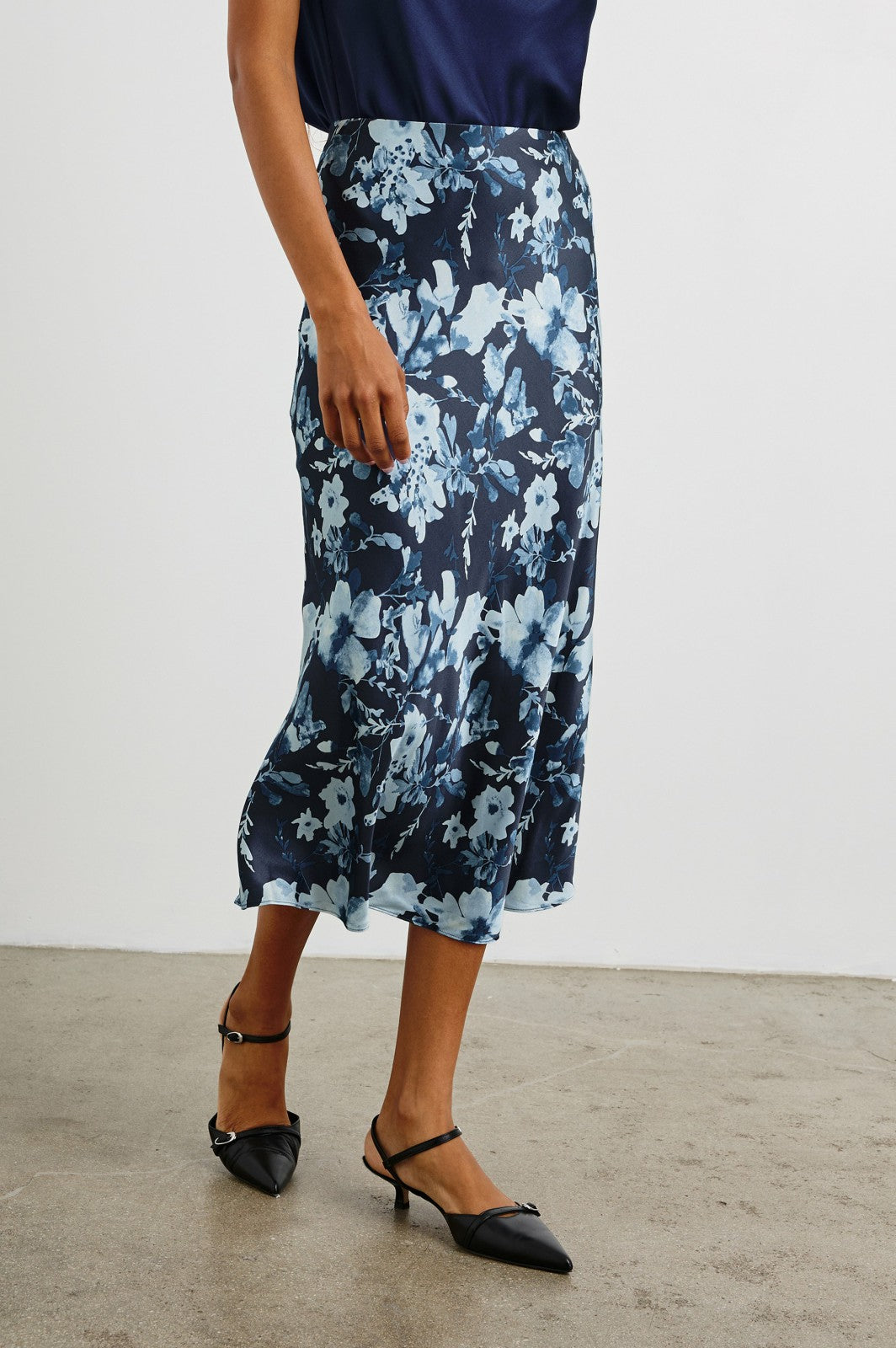 ANYA SKIRT - INDIGO BLOSSOMS| Rails near me