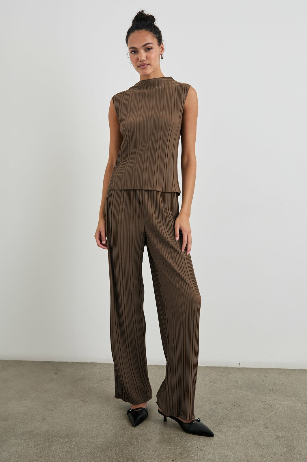 LIANA PANT - MOREL| Rails online