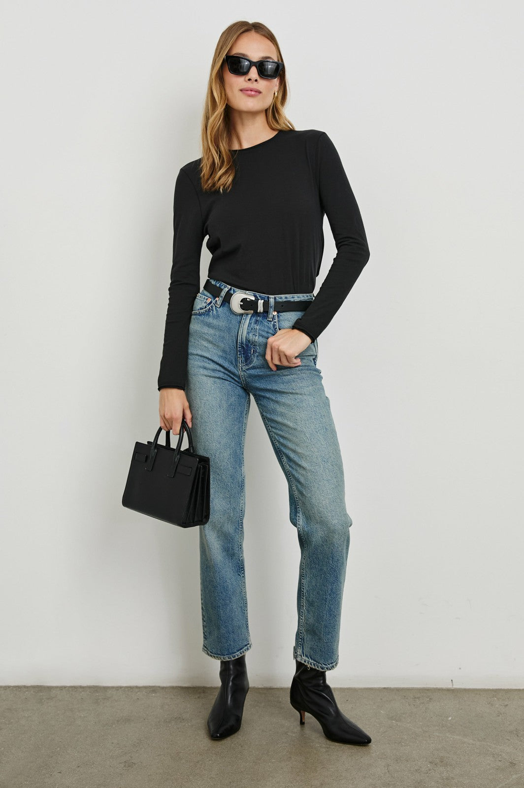 LONG SLEEVE CREW NECK T-SHIRT - BLACK| Rails near me