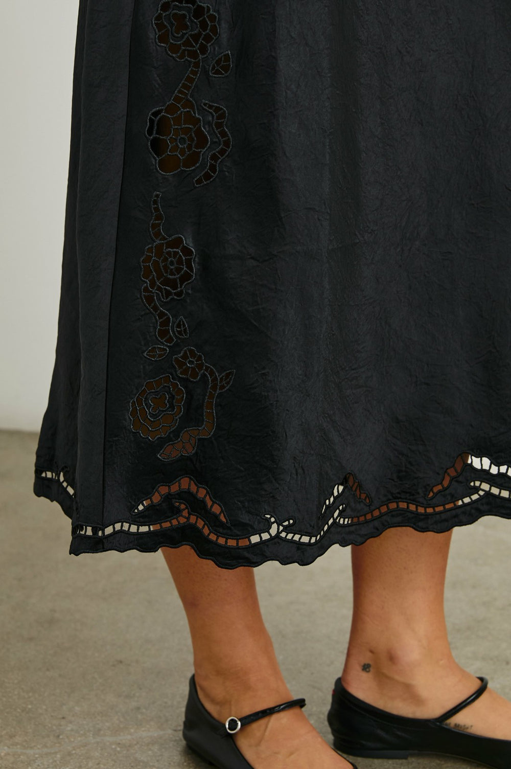 MCKENNA DRESS - BLACK EYELET| Rails US