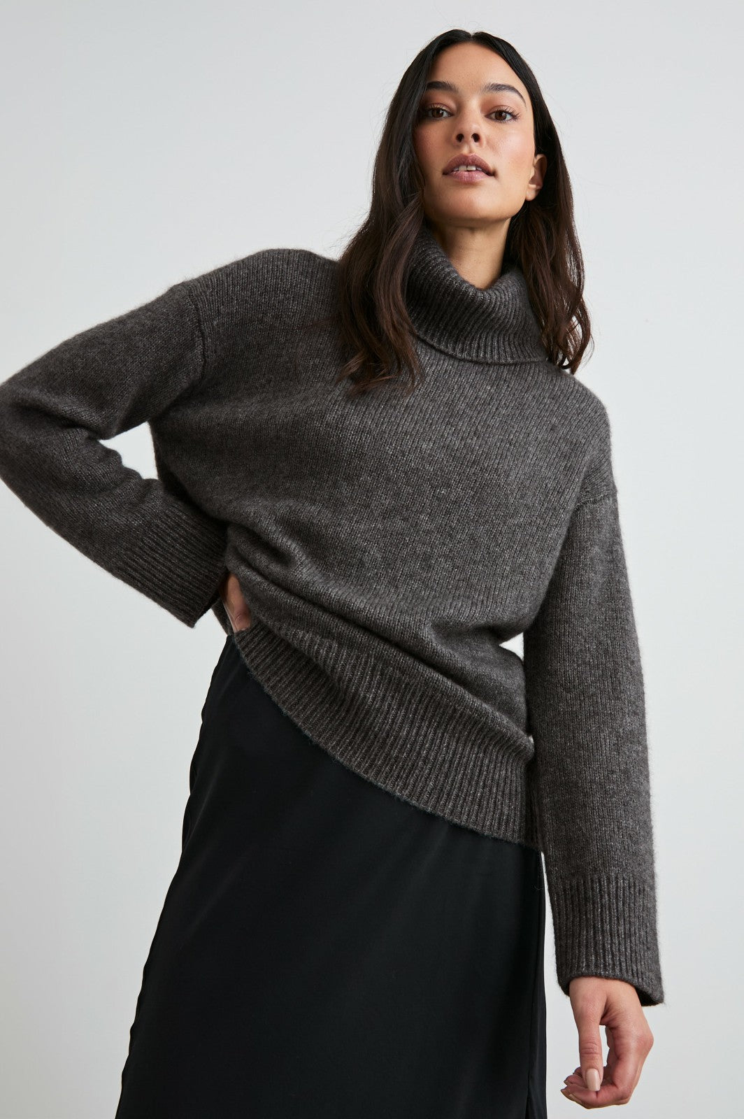 NADINE SWEATER - THUNDER| Rails online