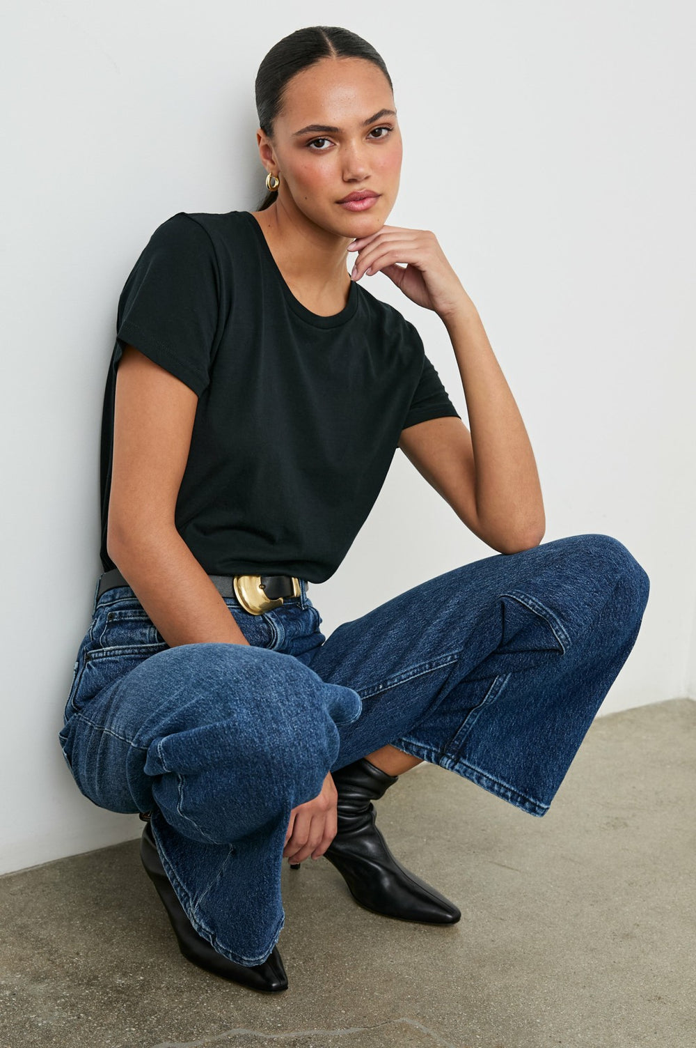 CLASSIC CREW NECK T-SHIRT - BLACK| Rails on sale