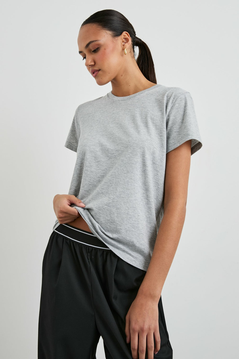 CLASSIC CREW NECK T-SHIRT - HEATHER GREY| Rails on sale