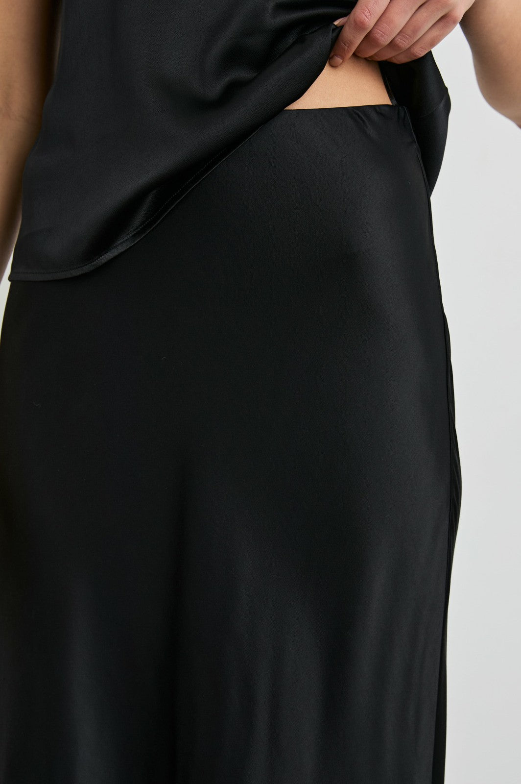 ANYA SKIRT - BLACK| Rails near me