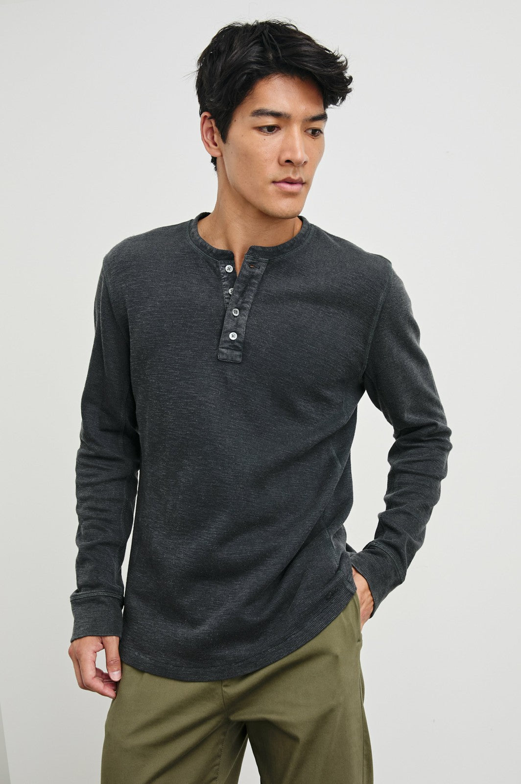 SOTO HENLEY - WASHED BLACK| Rails near me
