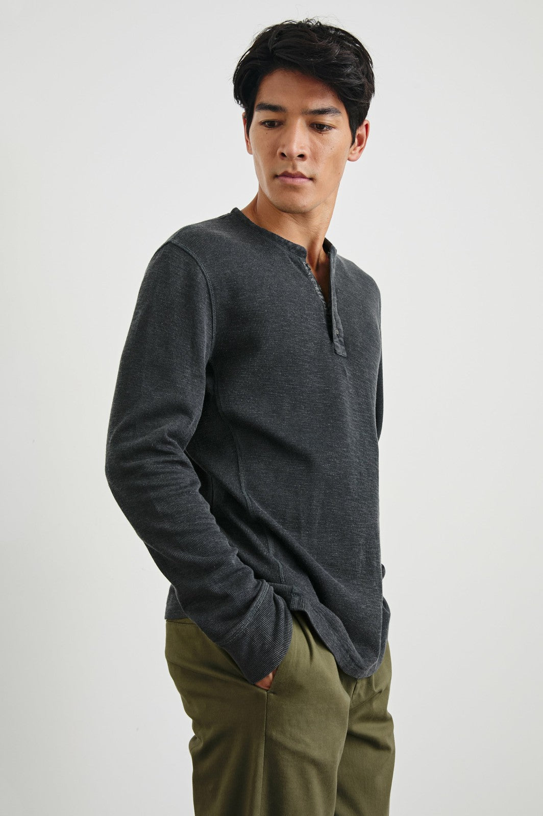 SOTO HENLEY - WASHED BLACK| Rails near me
