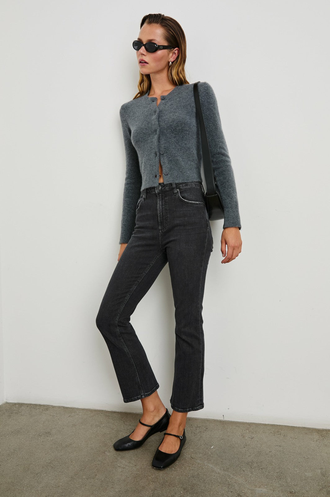 SUNSET CROP SLIM FARE - BLACK PEARL| Rails near me
