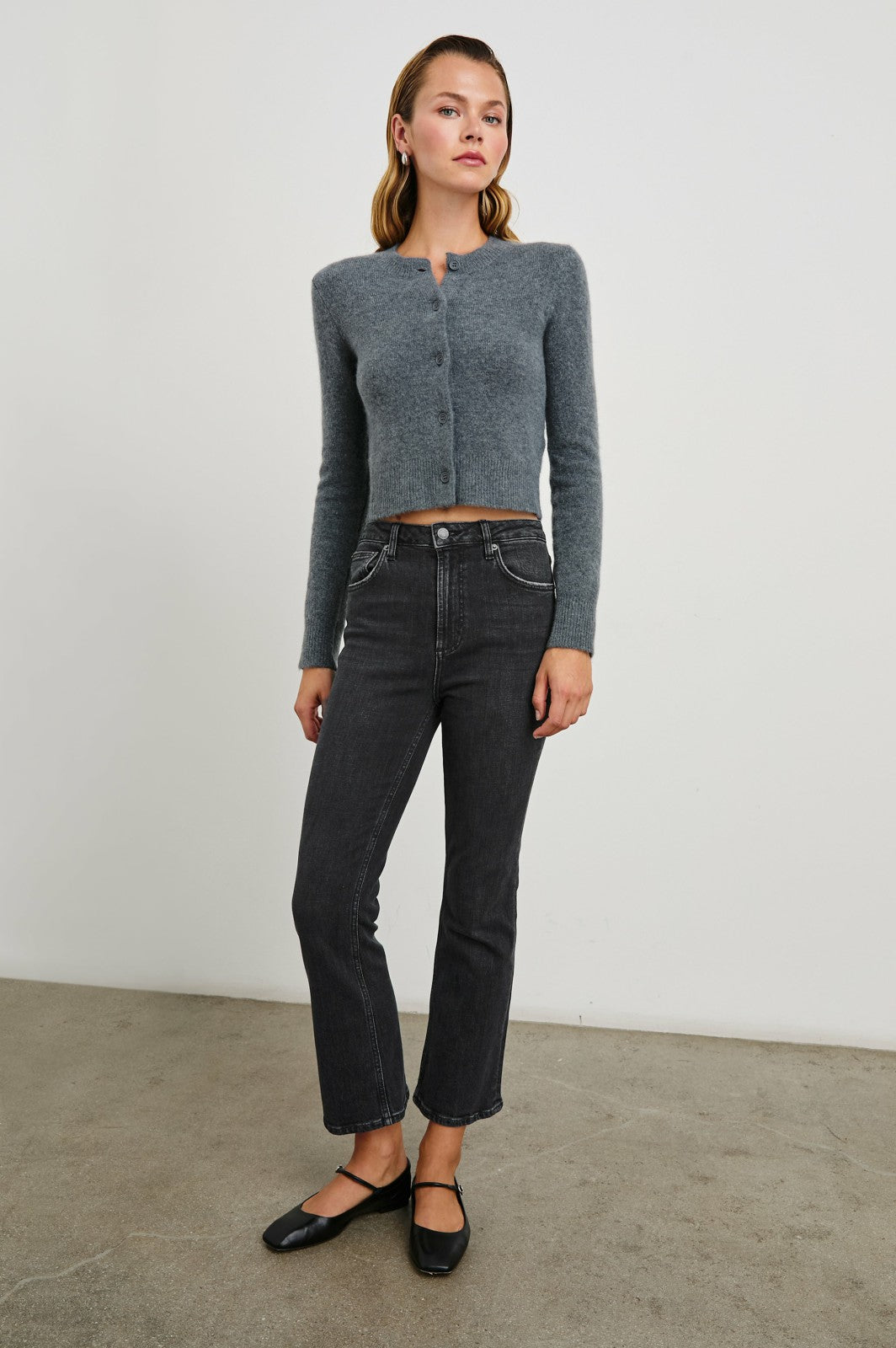 SUNSET CROP SLIM FARE - BLACK PEARL| Rails near me