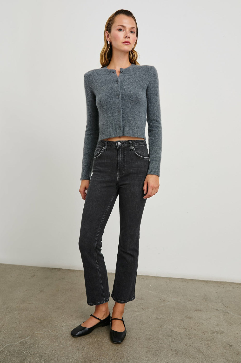 SUNSET CROP SLIM FARE - BLACK PEARL| Rails near me