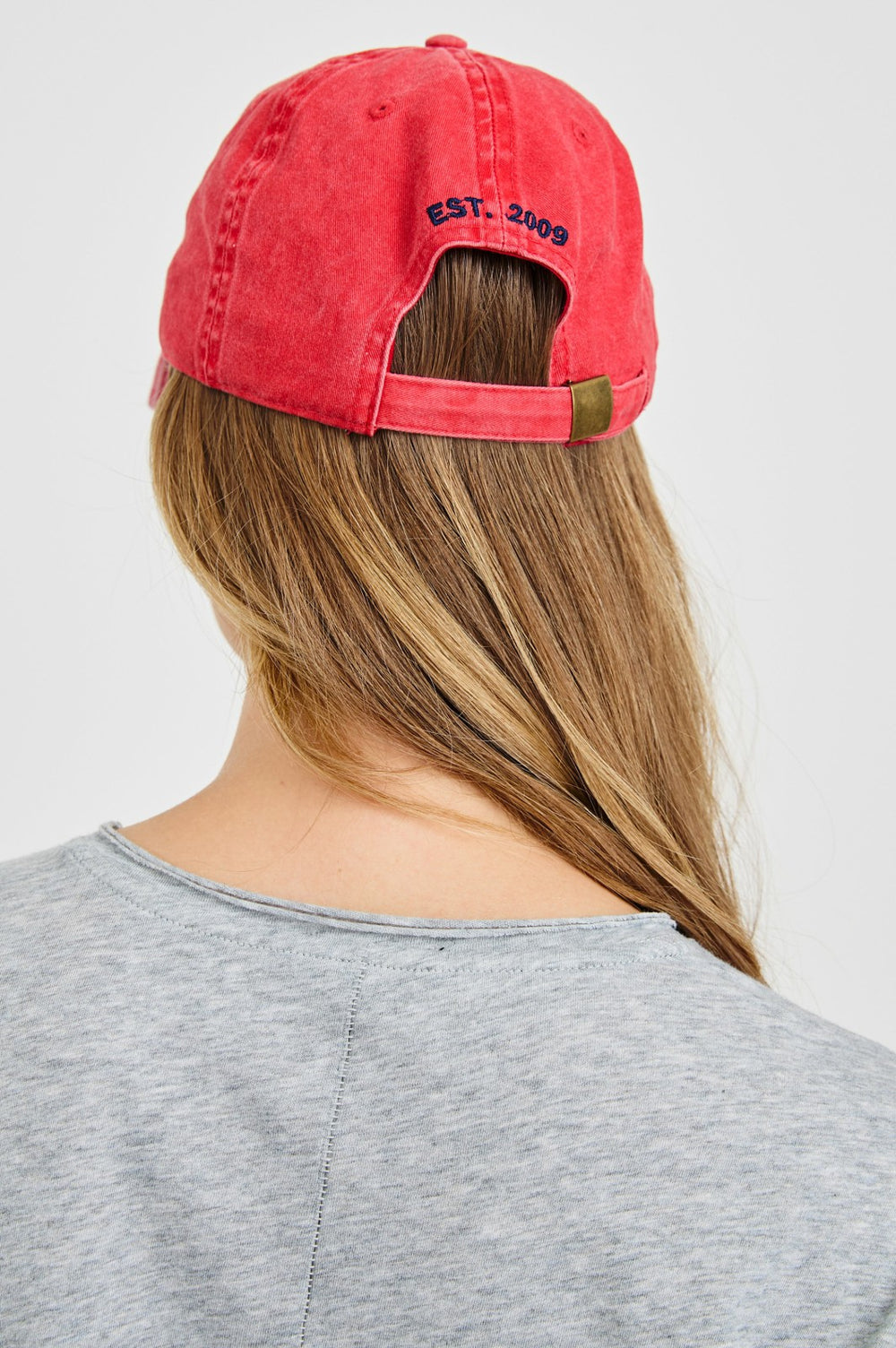 ANNIVERSARY BASEBALL CAP - WASHED RED| Rails on sale