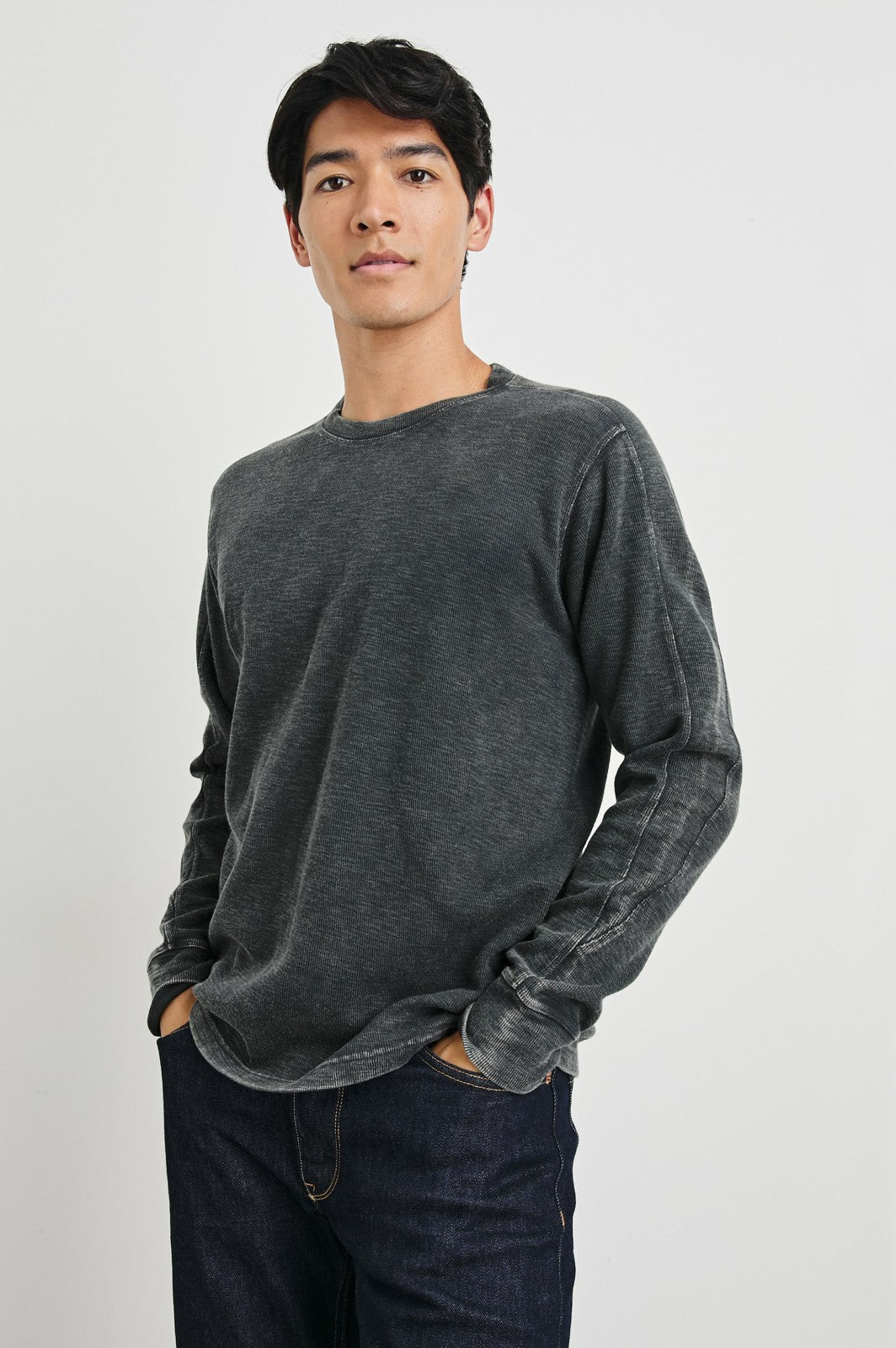 RHEESE LONG SLEEVE TEE - WASHED BLACK| Rails discount