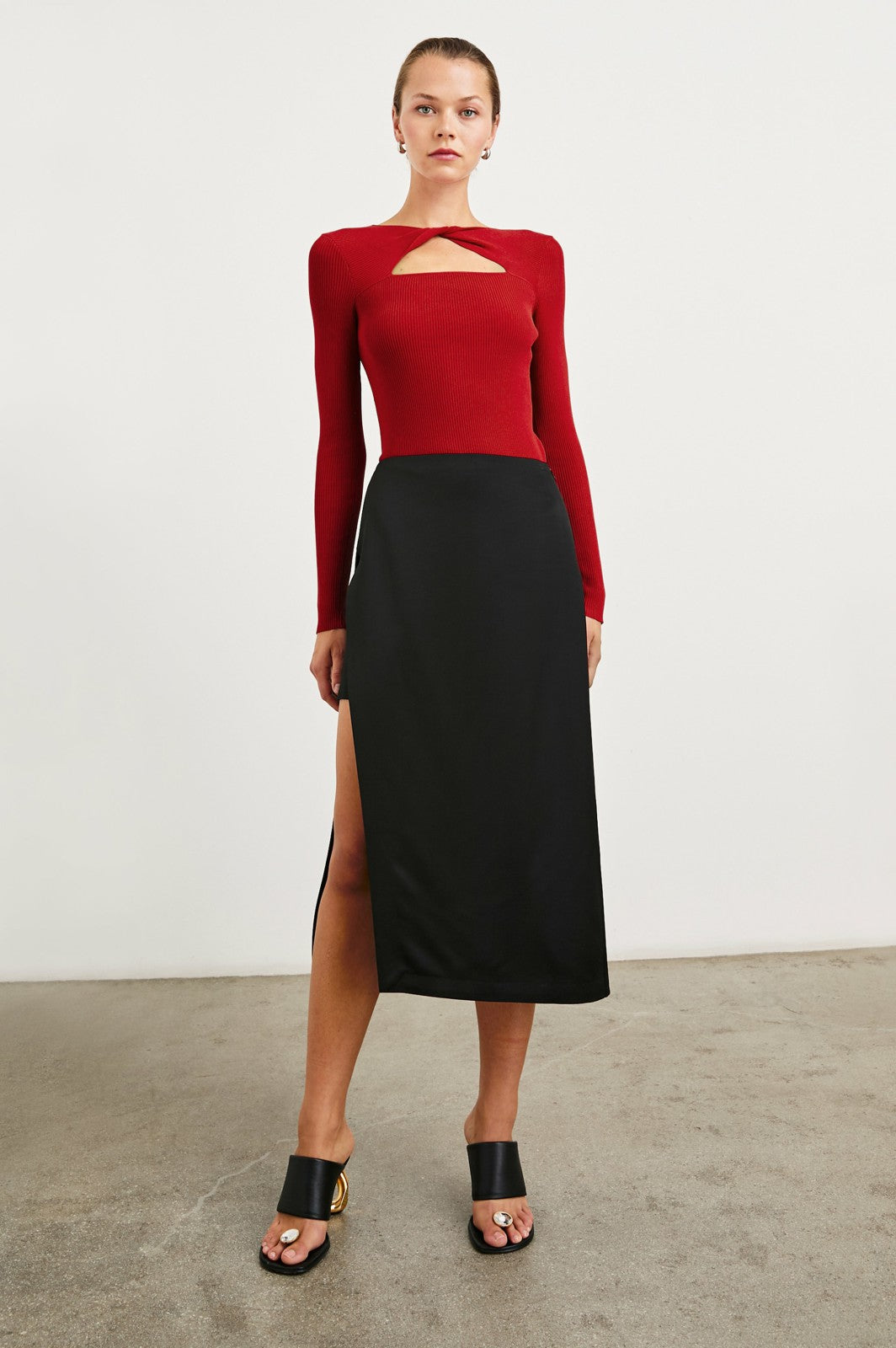 ERINA TOP - CHERRY| Rails near me