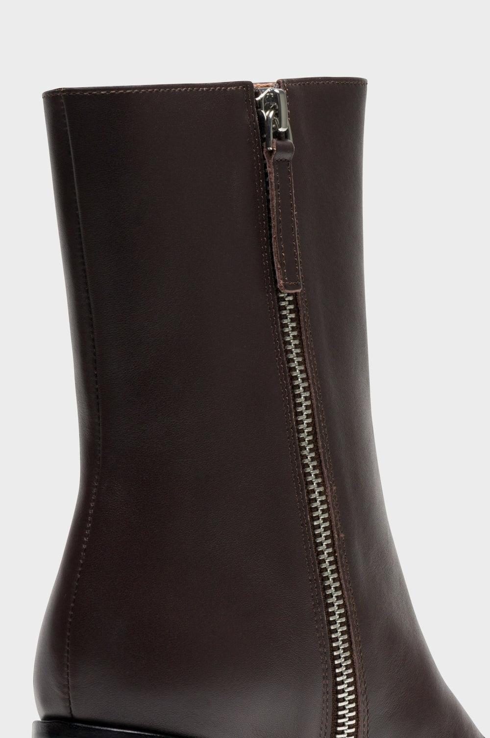 INTENTIONALLY BLANK CONTOUR BOOT - ESPRESSO| Rails near me