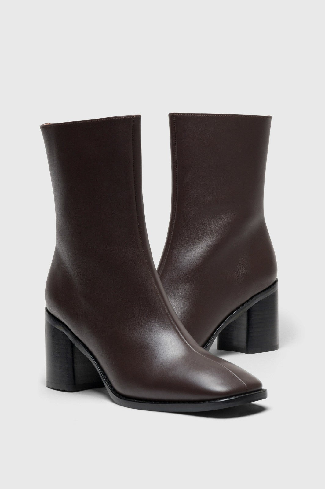 INTENTIONALLY BLANK CONTOUR BOOT - ESPRESSO| Rails near me
