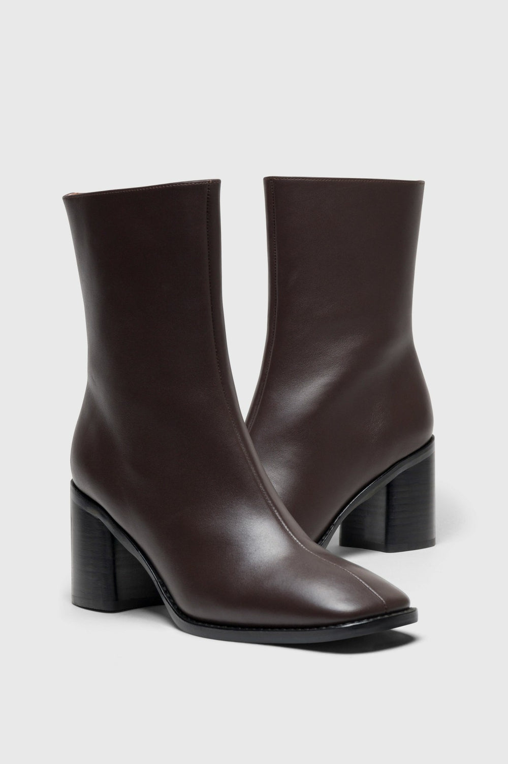 INTENTIONALLY BLANK CONTOUR BOOT - ESPRESSO| Rails near me